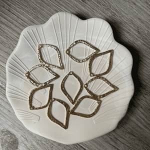 Textured Petal Shaped Open Bezel - Gold