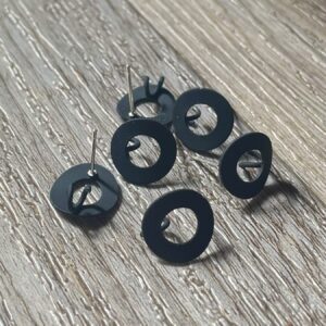 Donut Stud Connector - Matte Black